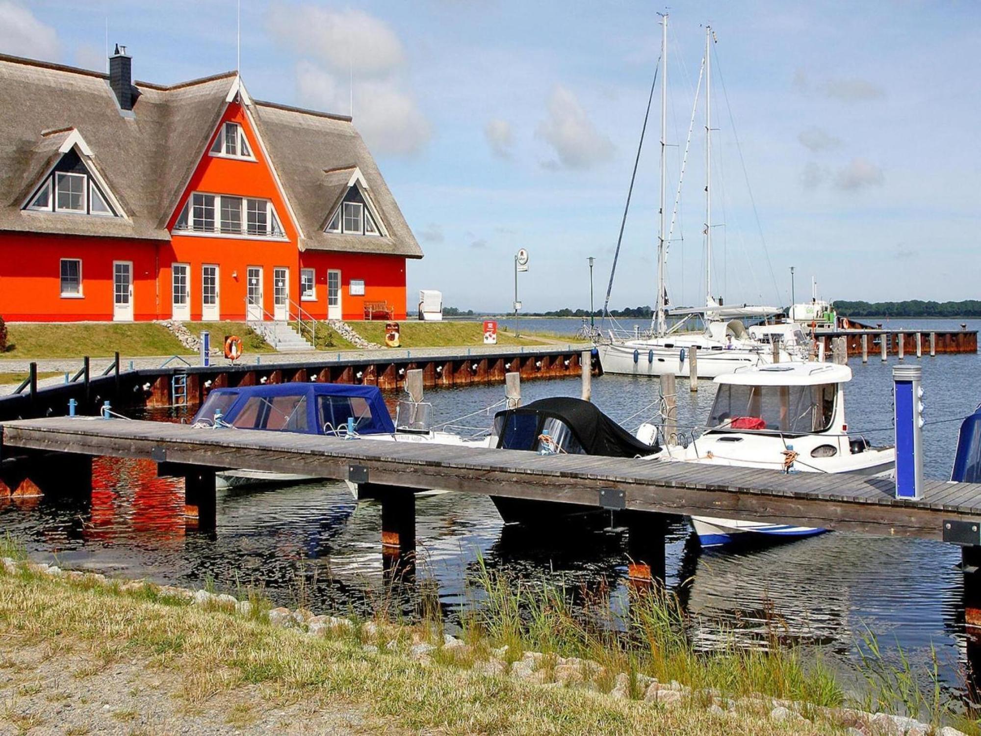Ferienhaus Lotsenhaus Am Breetzer Bodden In Vieregge Extérieur photo